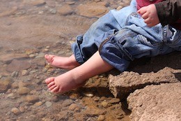 Occuper bébé pendant la canicule